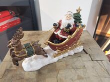 Trends & Trade Vánoční dekorace - Santa na saních